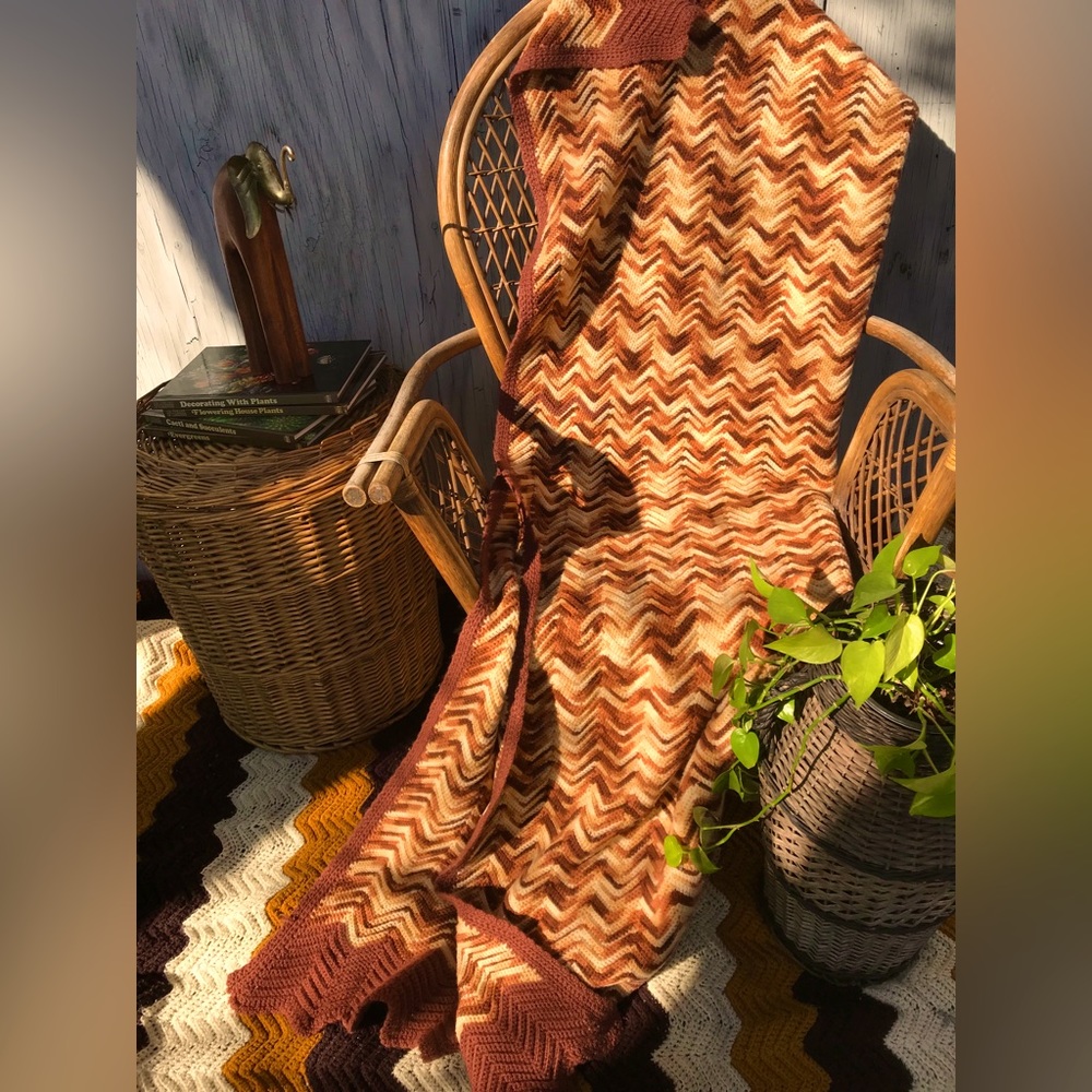 Long Vintage 70s Chevron Throw Blanket!